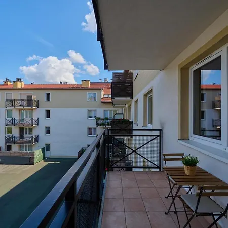 Peaceful Wroclaw Apartment For 4 Guests With Balcony By Noclegi Renters Exterior photo