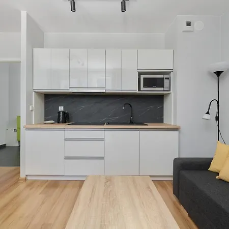 Peaceful Wroclaw Apartment For 4 Guests With Balcony By Noclegi Renters Exterior photo
