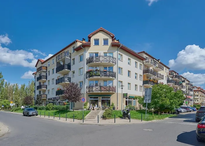 Peaceful Wroclaw Apartment For 4 Guests With Balcony By Noclegi Renters