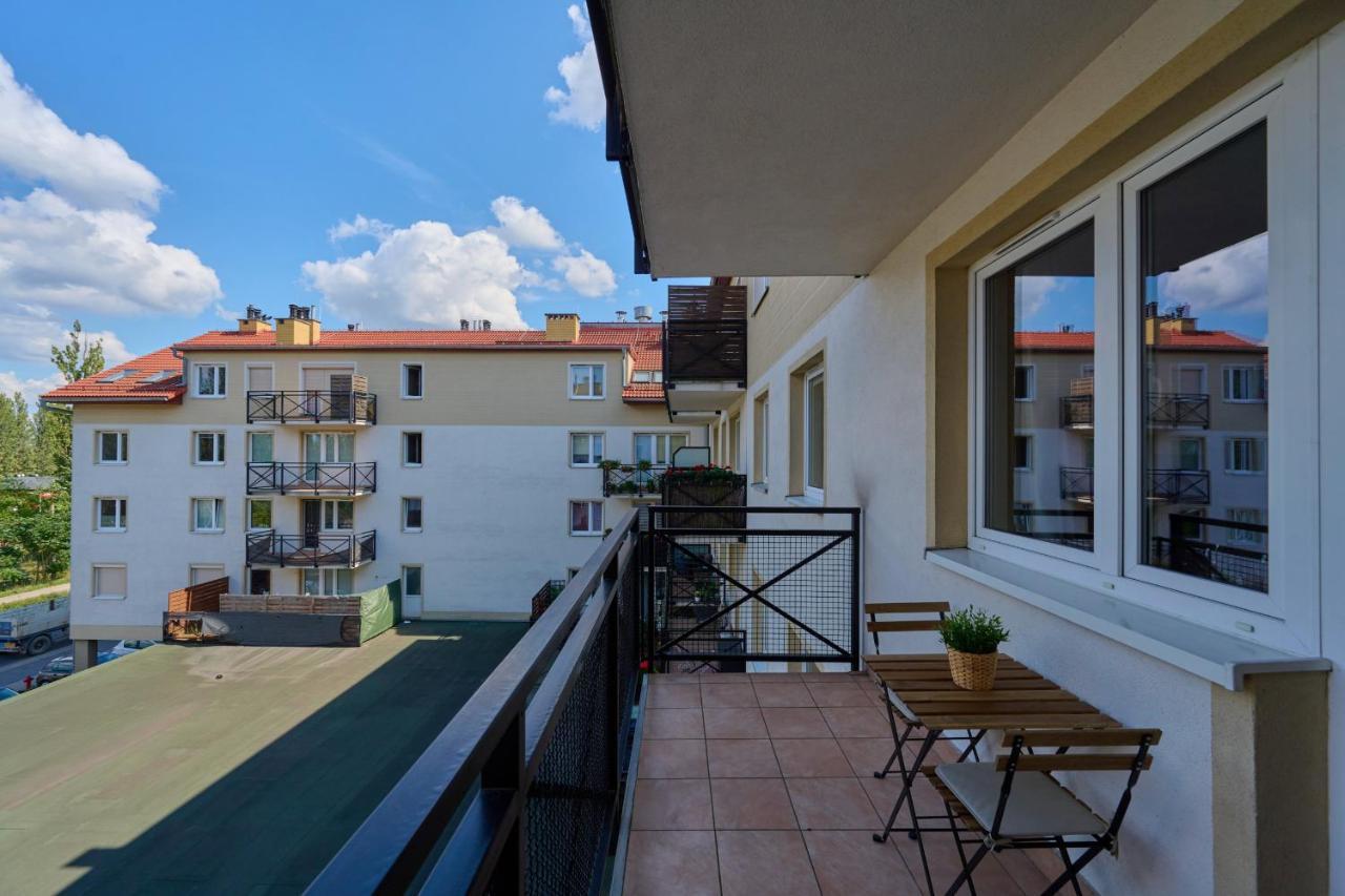 Peaceful For 4 Guests With Balcony By Renters