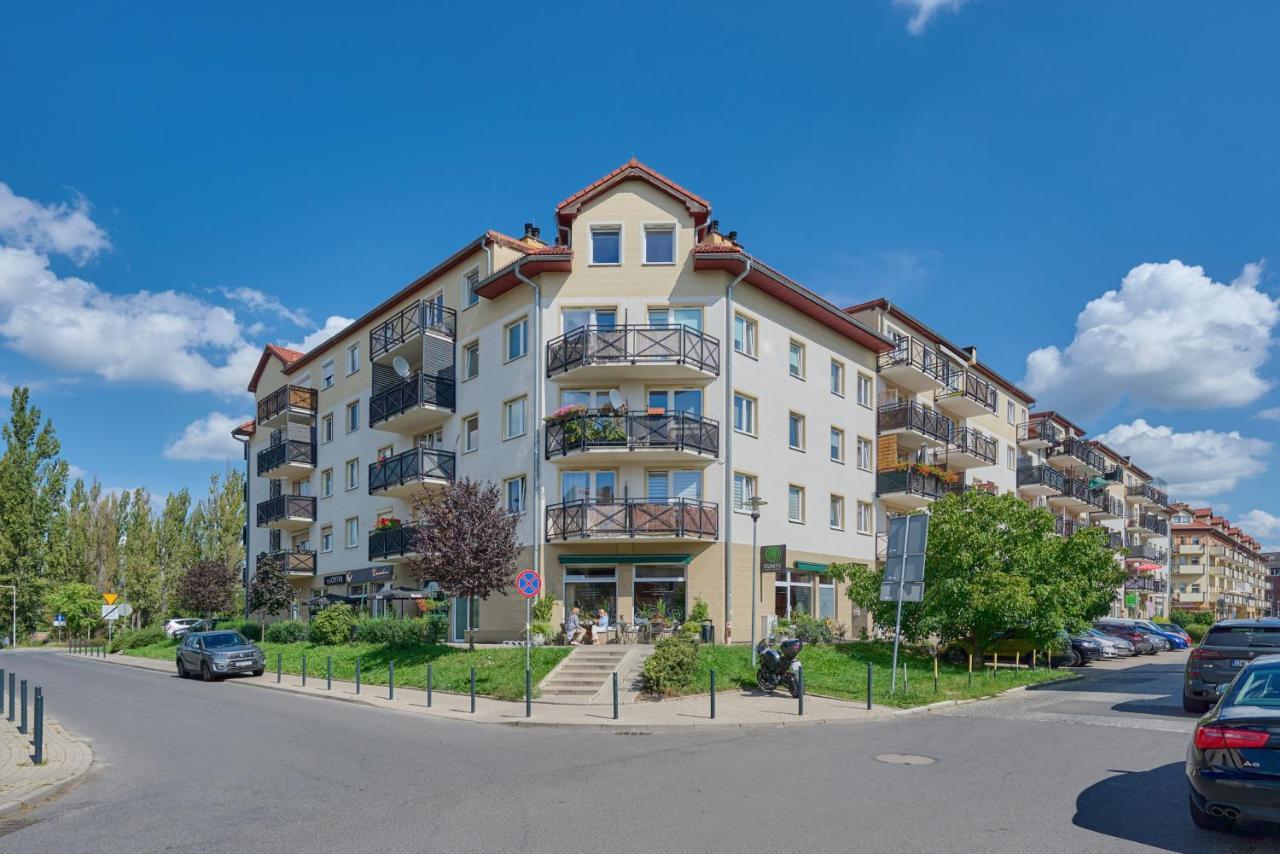 Peaceful For 4 Guests With Balcony By Renters *